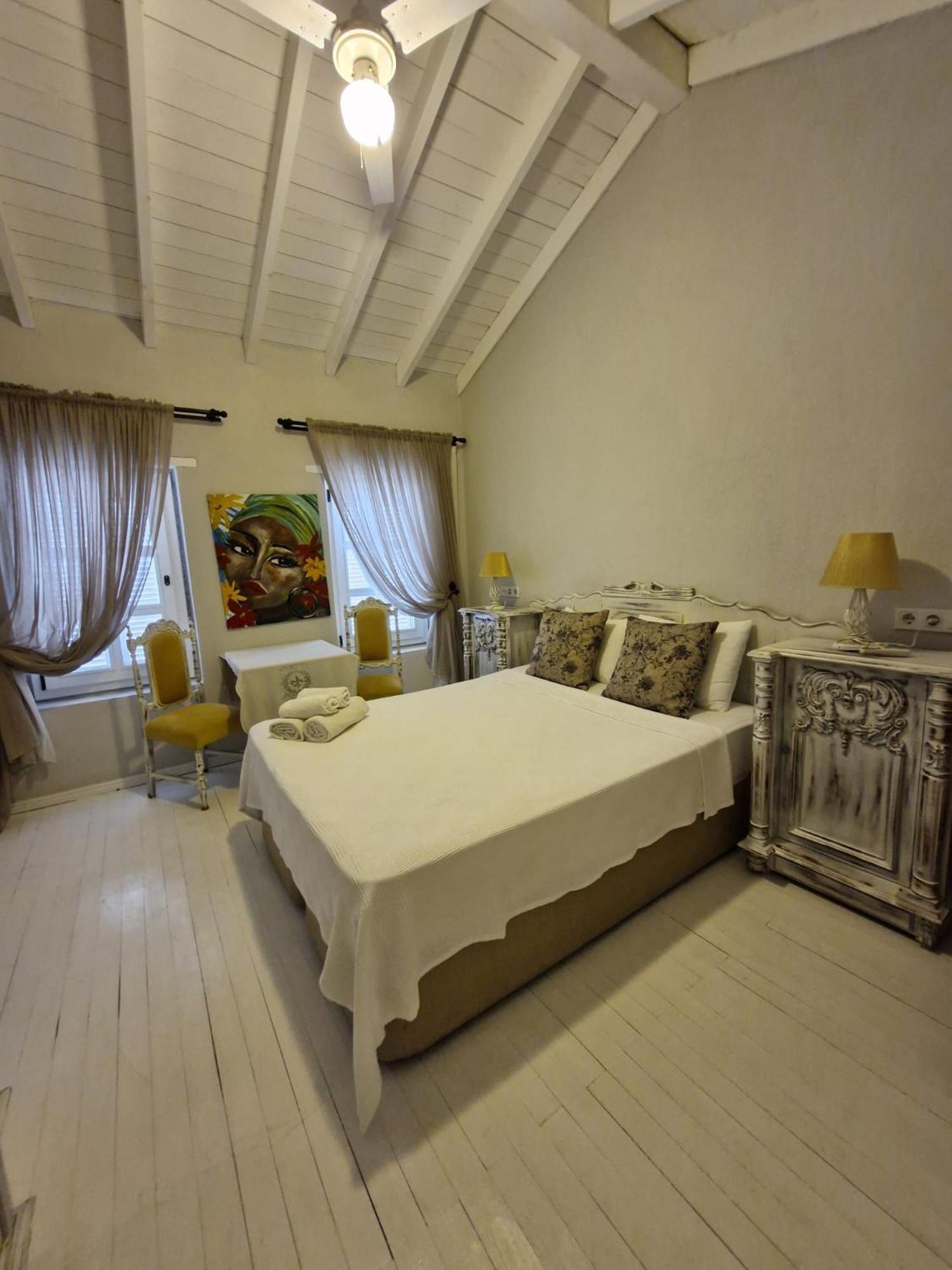 Simira Hotel Алачати Экстерьер фото