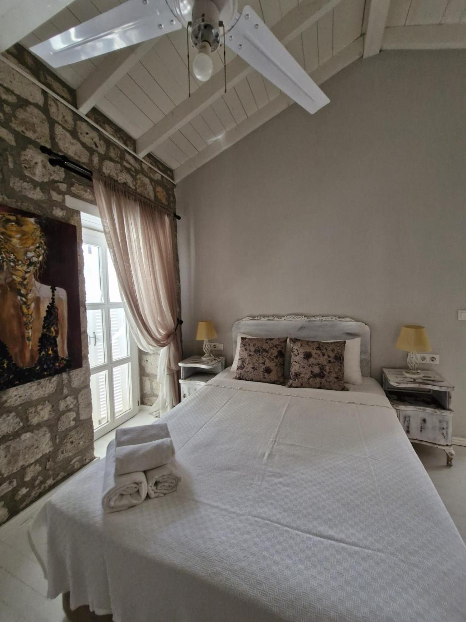 Simira Hotel Алачати Экстерьер фото